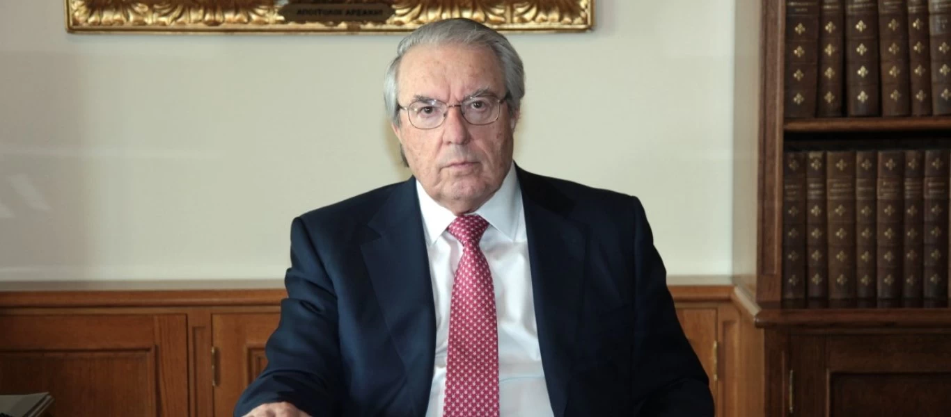 Γ.Μπαμπινιώτης: Παρουσίασε τις δέκα χρήσεις της ελληνικής γλώσσας που... ενοχλούν